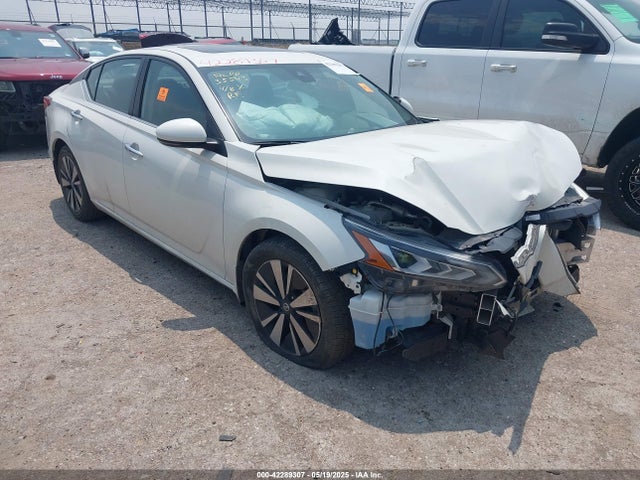 2022 NISSAN ALTIMA SV FWD