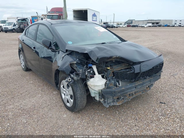 2017 KIA FORTE LX