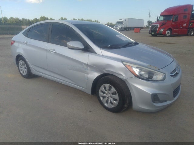 2016 HYUNDAI ACCENT SE