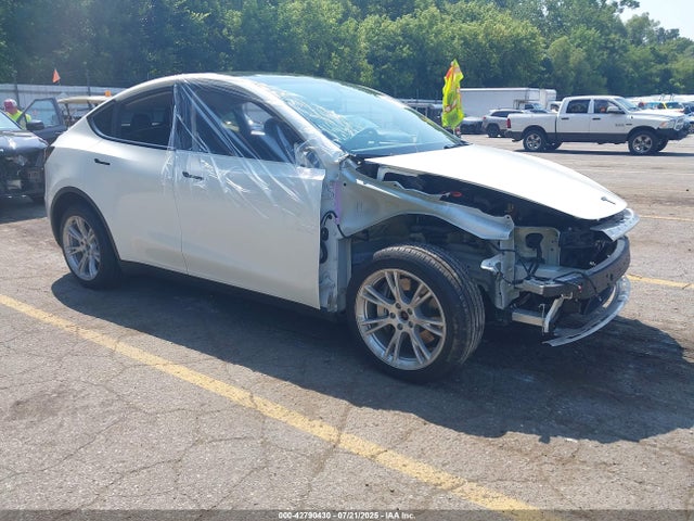 2023 TESLA MODEL Y AWD/LONG RANGE DUAL MOTOR ALL-WHEEL DRIVE