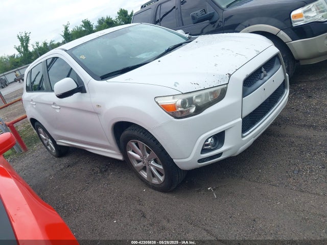 2012 MITSUBISHI OUTLANDER SE