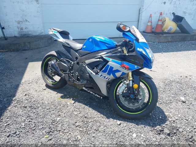 2022 SUZUKI GSX 
