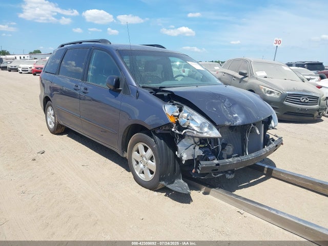 2007 TOYOTA SIENNA LE