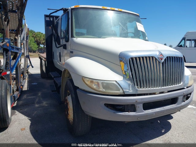 2013 INTERNATIONAL 4000 4300