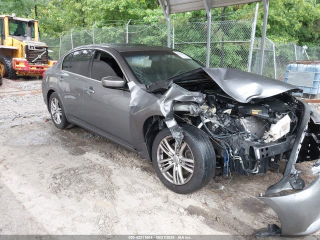 2011 INFINITI G25 