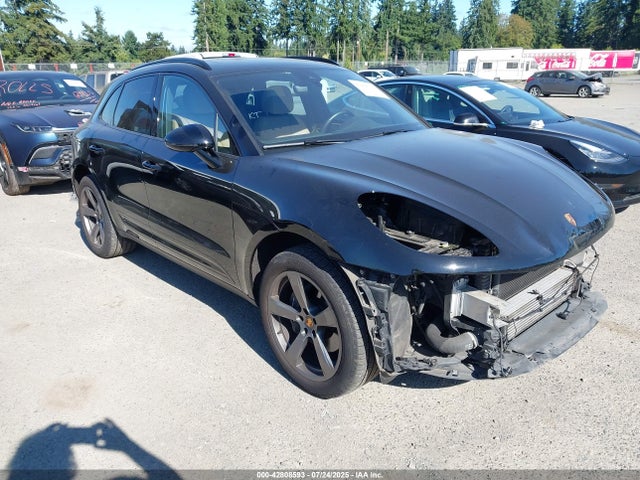 2022 PORSCHE MACAN 
