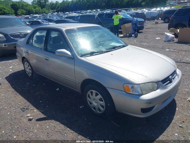 2001 TOYOTA COROLLA LE