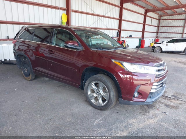 2017 TOYOTA HIGHLANDER LIMITED
