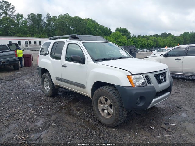 2012 NISSAN XTERRA S