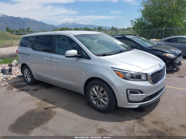 2021 KIA SEDONA LX
