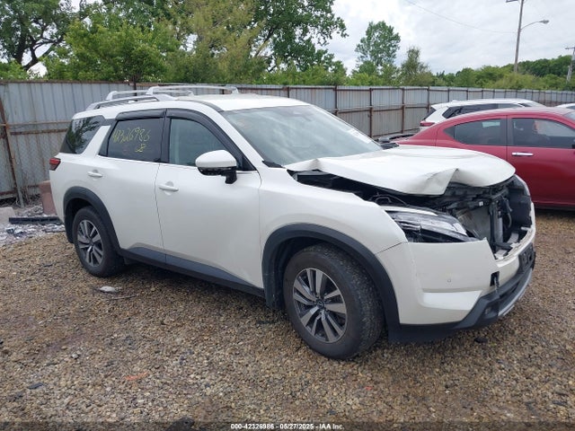 2022 NISSAN PATHFINDER SL 4WD