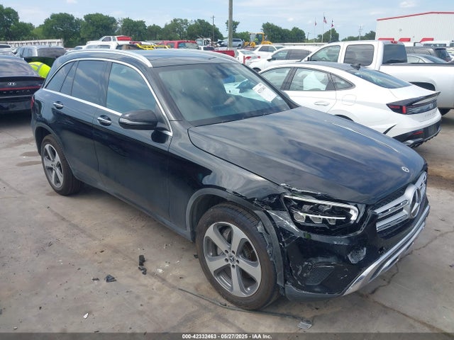 2022 MERCEDES-BENZ GLC 300 SUV