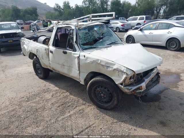 1989 TOYOTA PICKUP 1/2 TON SHT WHEELBASE DLX