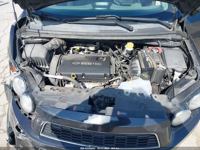 2014 Chevrolet SONIC LT AUTO photo 10