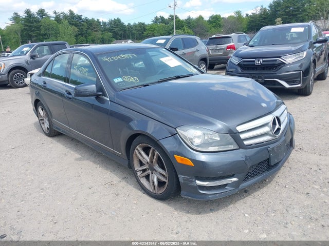 2013 MERCEDES-BENZ C 300 LUXURY 4MATIC/SPORT 4MATIC