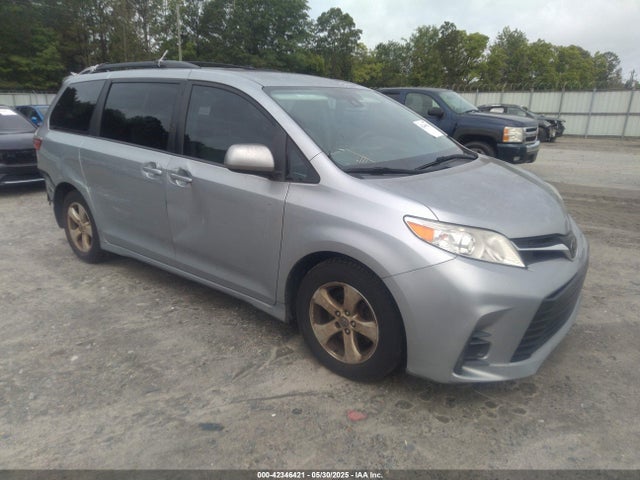 2018 TOYOTA SIENNA LE 7 PASSENGER/LE 8 PASSENGER