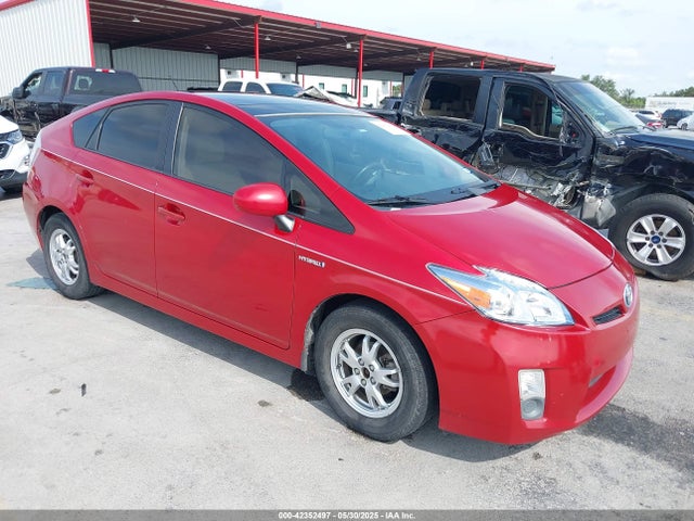2010 TOYOTA PRIUS III