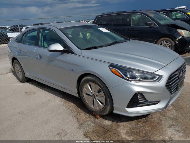 2018 HYUNDAI SONATA SE