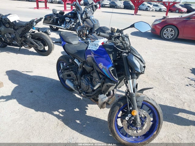 2023 YAMAHA MT07 