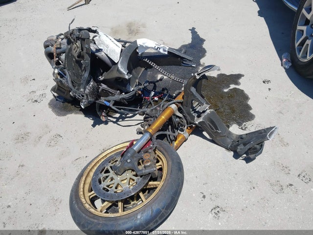 2005 YAMAHA YZF C