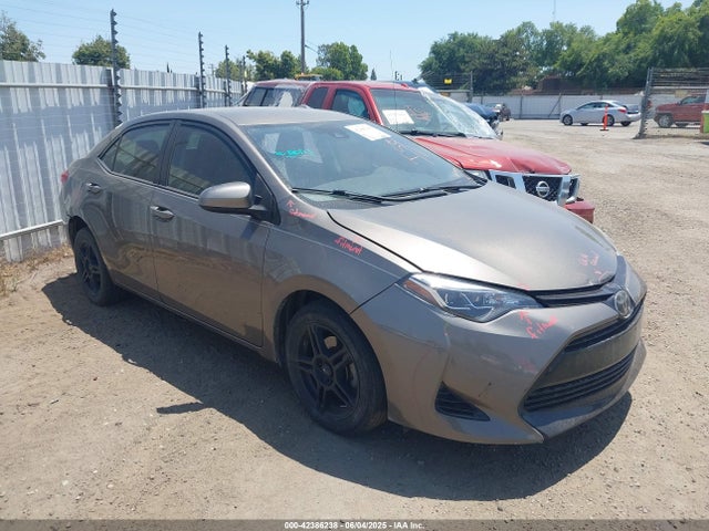 2018 TOYOTA COROLLA LE
