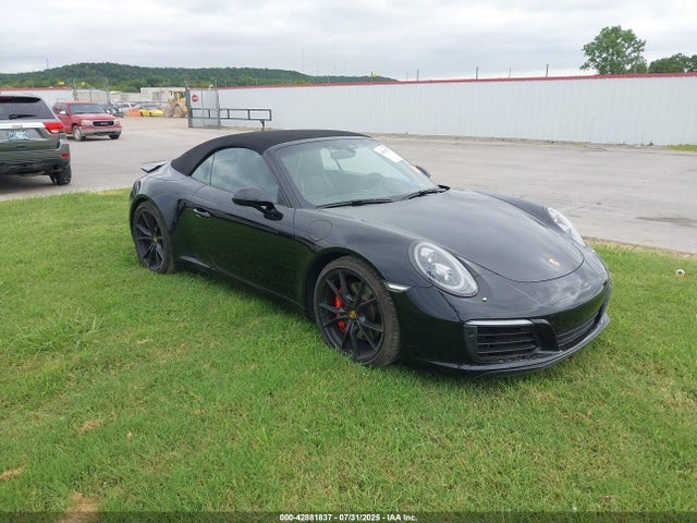 2017 PORSCHE 911 CARRERA 4S