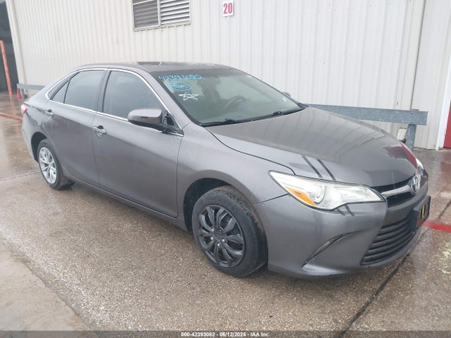 2016 TOYOTA CAMRY LE