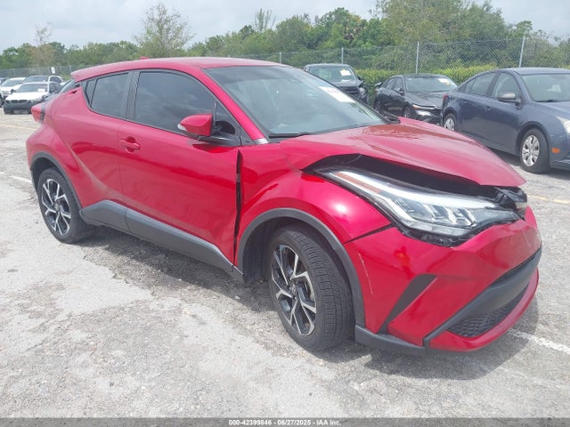 2021 TOYOTA C-HR XLE