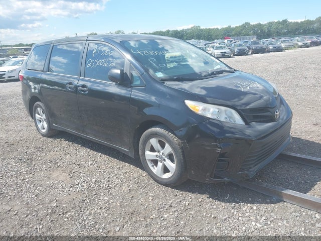 2019 TOYOTA SIENNA L 7 PASSENGER