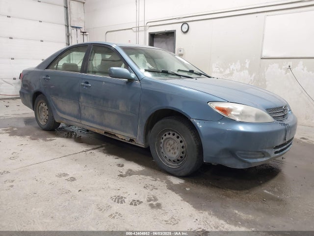 2003 TOYOTA CAMRY LE