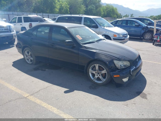 2001 LEXUS IS 