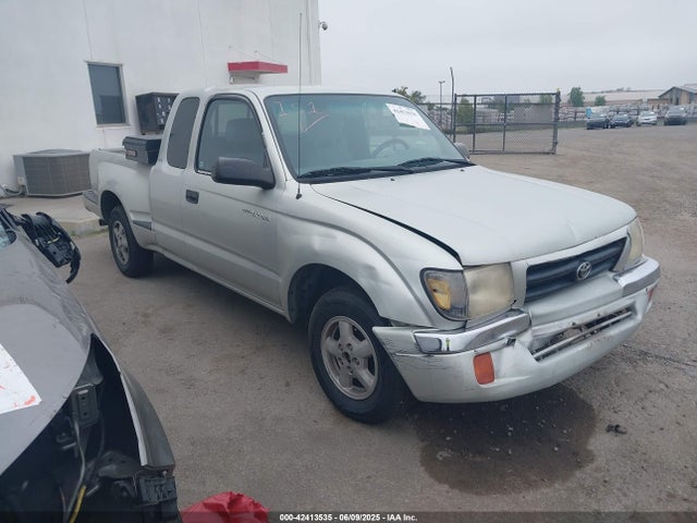 2000 TOYOTA TACOMA 