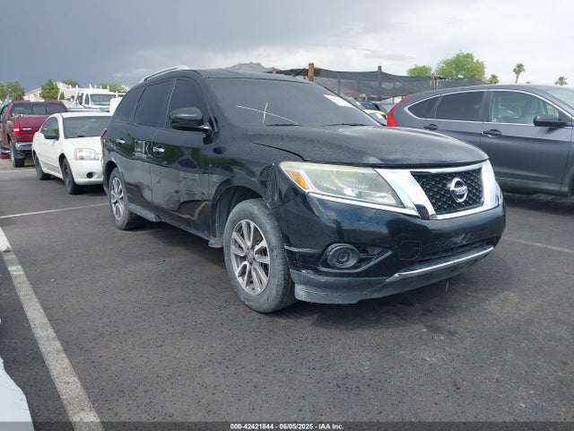 2013 NISSAN PATHFINDER SV