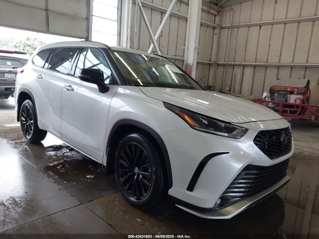 2023 TOYOTA HIGHLANDER XSE