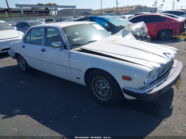 1981 JAGUAR XJ 