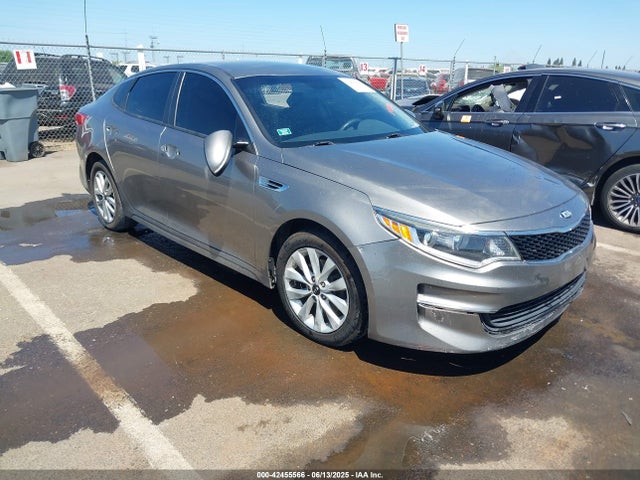 2016 KIA OPTIMA LX