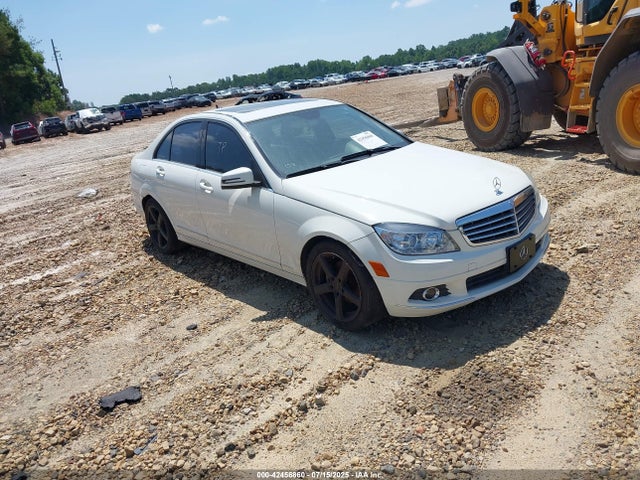 2011 MERCEDES-BENZ C 300 