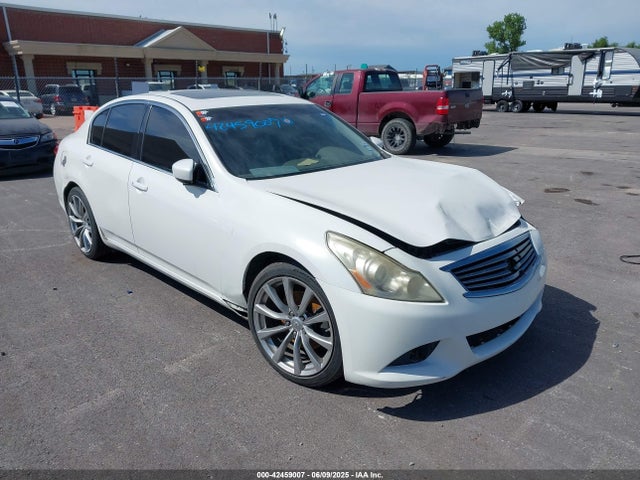 2011 INFINITI G25 JOURNEY
