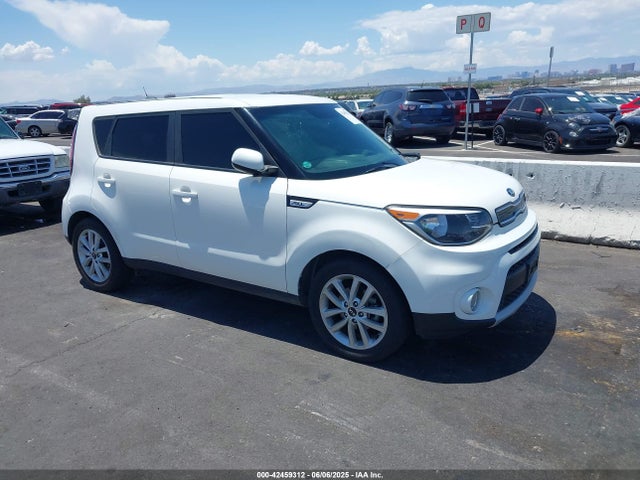 2019 KIA SOUL +