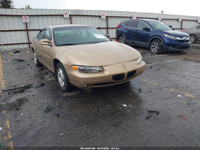 1999 PONTIAC GRAND PRIX SE
