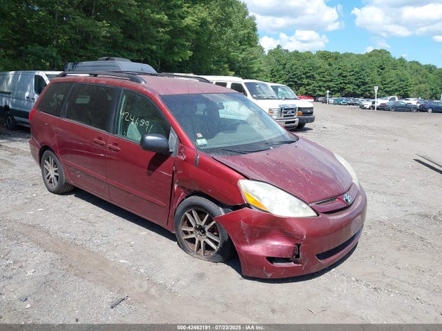 2006 TOYOTA SIENNA LE