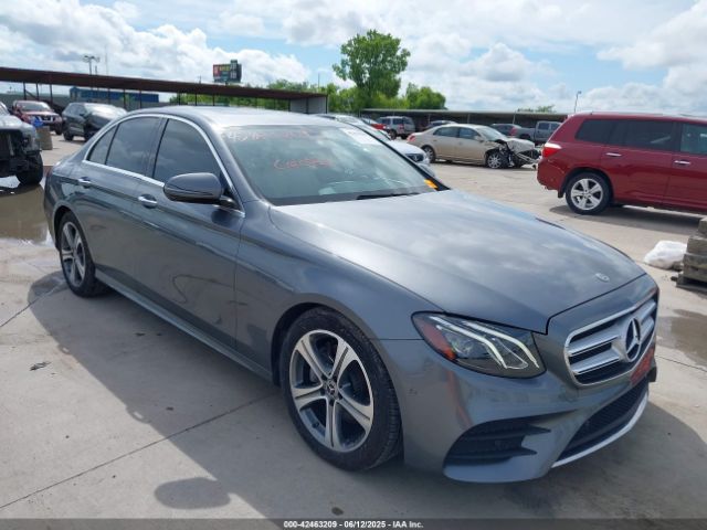 MERCEDES-BENZ E 300 – zdjęcie z aukcji, lot #42463209