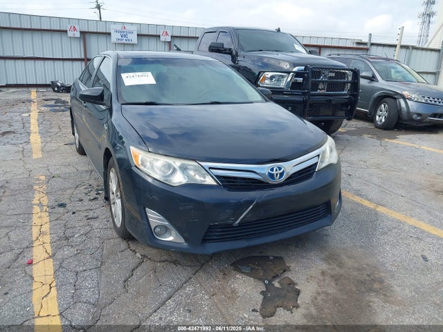 2012 TOYOTA CAMRY XLE