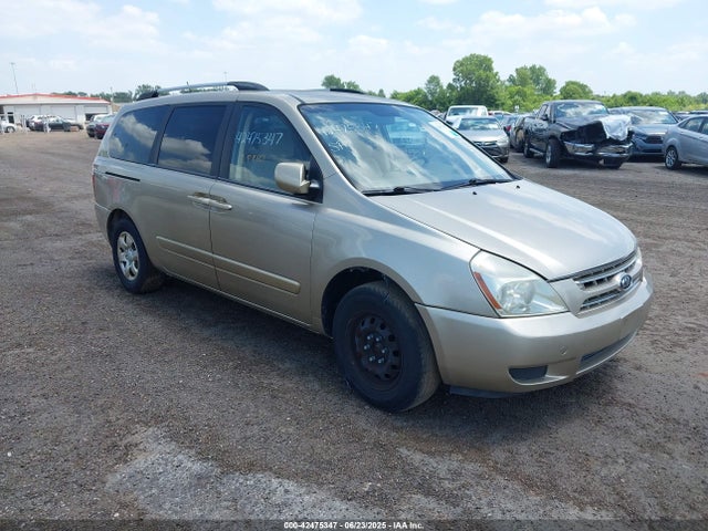2009 KIA SEDONA LX