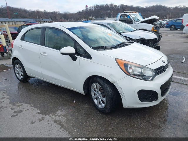 2013 KIA RIO LX
