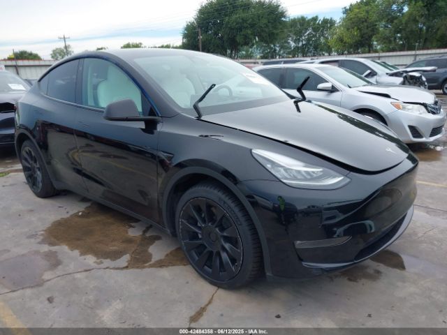 TESLA MODEL Y – zdjęcie z aukcji, lot #42484358