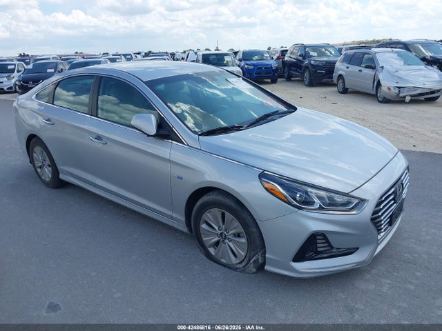 2018 HYUNDAI SONATA SE