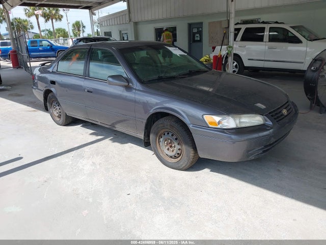 1998 TOYOTA CAMRY LE