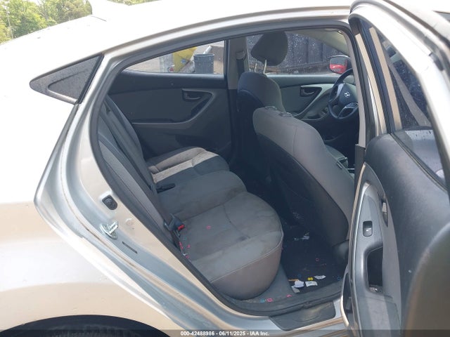 صورة 8 لـ 2013 Hyundai ELANTRA GLS