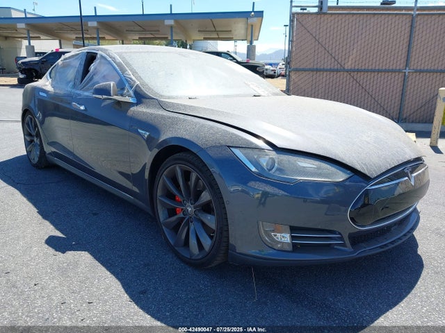 2015 TESLA MODEL S 85D/P85D